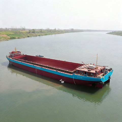 Eco-Friendly Durable Bulk Container Ship for Efficient Cargo Travel