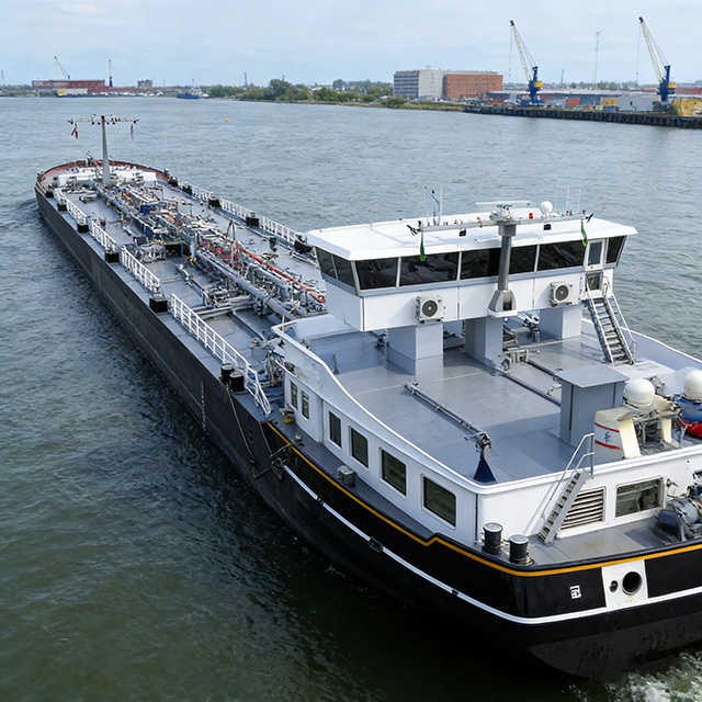 High-Quality Inland Tanker for Sale | Durable River Oil Tanker with Efficient Fuel Capacity Product Description: