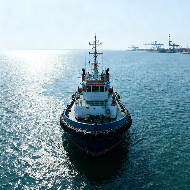 Heavy-Duty Harbor Tug for Efficient Marine Transport Solutions