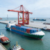 Extended-Range Methanol-Hydrogen Electric Container Vessel for International Shipping