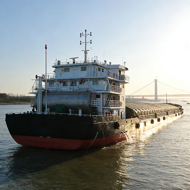 Electric Range-Extended Yangtze Cargo Ship: Leading Inland Waterway Green Transition