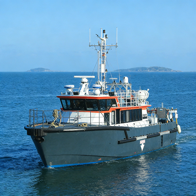 High-Speed Vessel for Passenger Transport, Cargo Delivery, And Offshore Operations