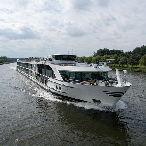 River Cruise Ship for Inland Waterway Tourism & Passenger Transportation