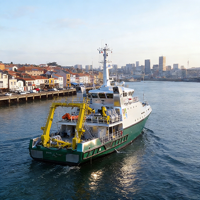 High-Performance Offshore Support Vessel for Oil & Gas, Marine Construction, And Renewable Energy Operations