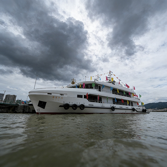 Sightseeing Boat for Sale | Passenger Tourist Boat Manufacturer & Supplier