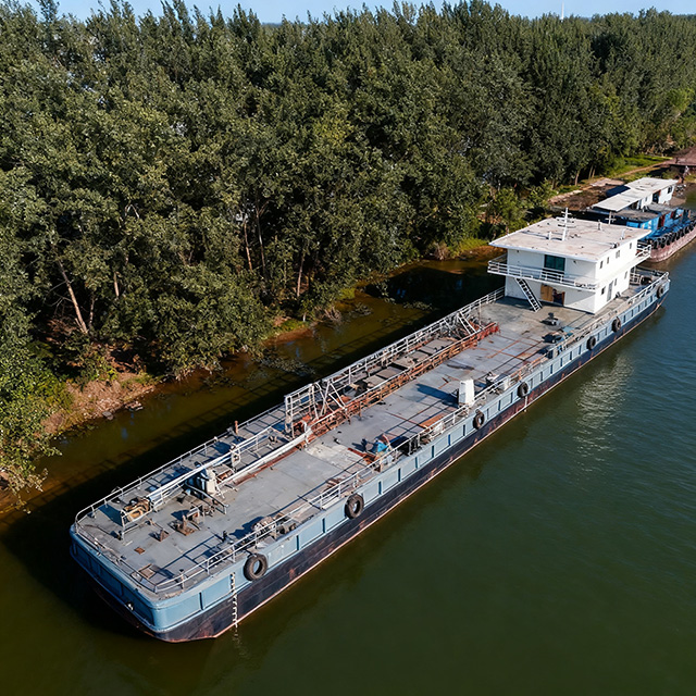 High-Quality Pontoon Boats for Sale - Explore Waterways in Style