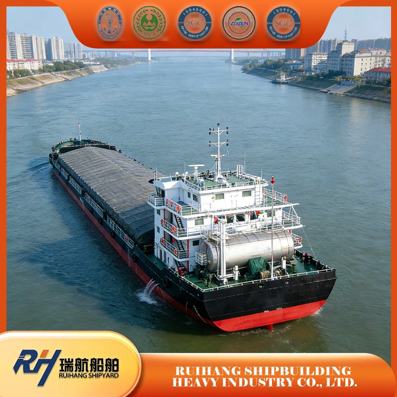 Methanol-Hydrogen Electric Cargo Ship