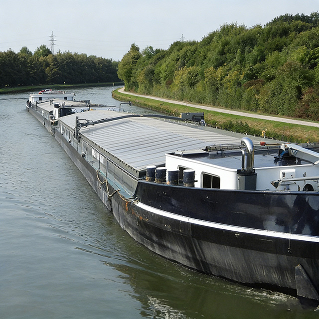 Barge for Sale | Custom Cargo & Work Barge Manufacturer